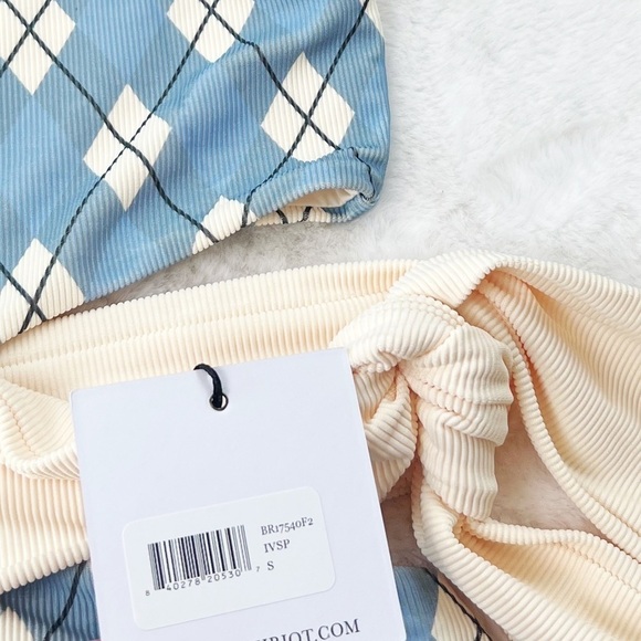 NWT Beach Riot Carlie Cutout Side Tie One apiece Swimsuit in Blue Argyle - Picture 6 of 8